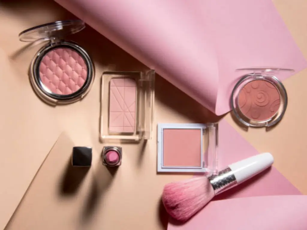 The Complete Guide to Custom Blush Manufacturing
